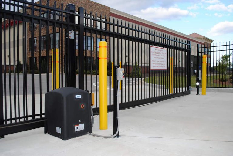 Automatic gates installation